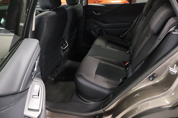 Subaru Outback 3 of 4