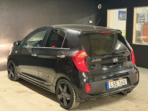 Kia Picanto 6 of 14