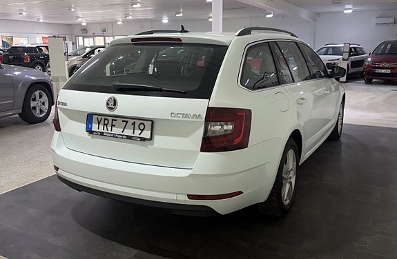 Skoda Octavia 5 of 5