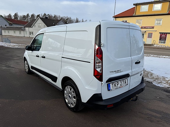 Ford Transit Connect 4 of 5