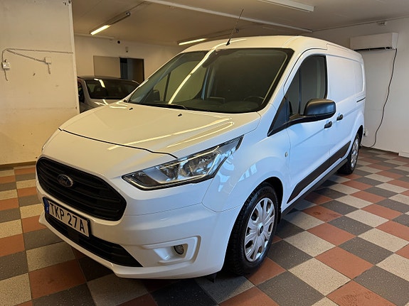Ford Transit Connect 6 of 22