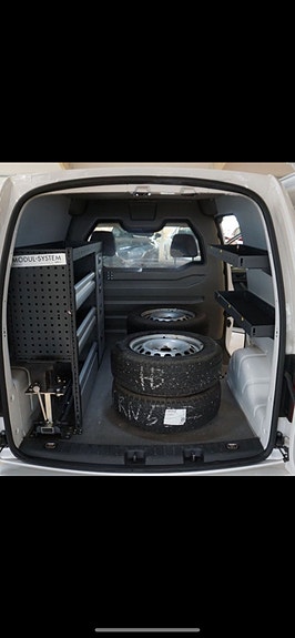 Volkswagen Caddy 4 of 5