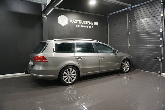 Volkswagen Passat 7 of 22