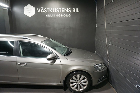 Volkswagen Passat 9 of 22