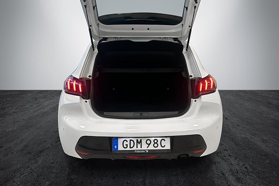 Peugeot 208 11 of 29