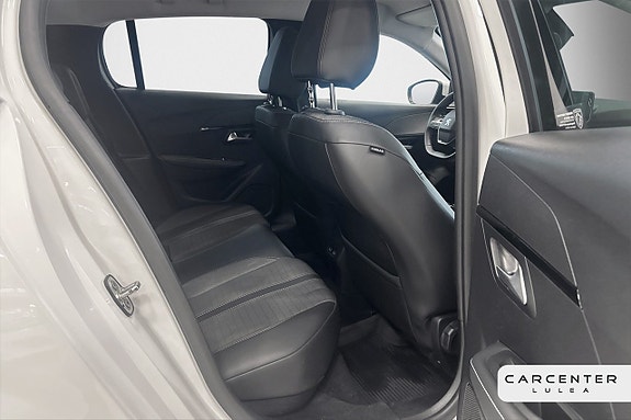 Peugeot 208 10 of 29