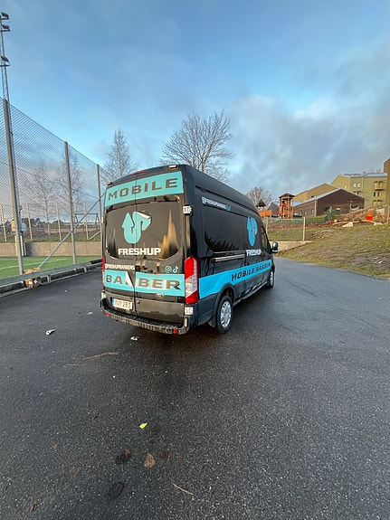 Ford Transit 3 of 5