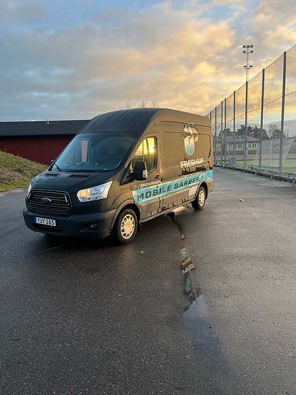 Ford Transit 2 of 5