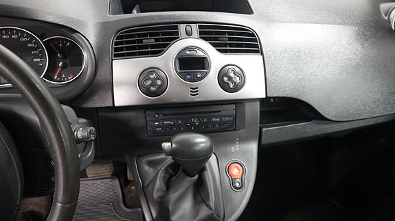 Renault Kangoo Express 24 of 28