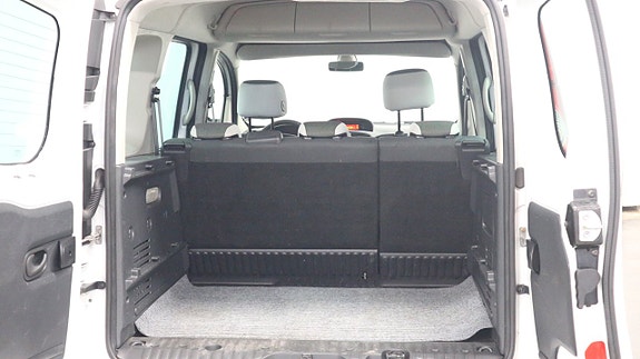 Renault Kangoo Express 16 of 28