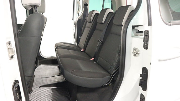 Renault Kangoo Express 8 of 28