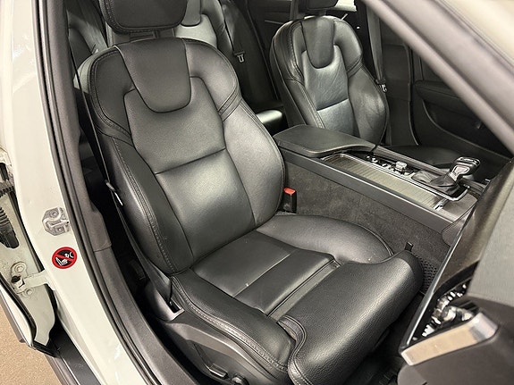 Volvo V90 Cross Country 12 of 24