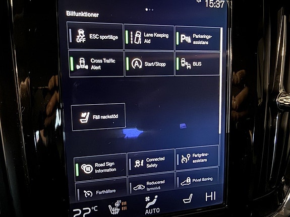 Volvo V90 Cross Country 19 of 24