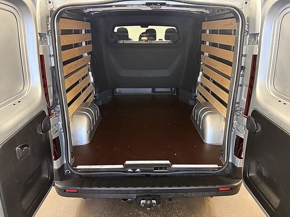 Renault Trafic 7 of 19