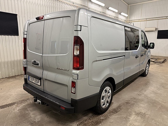 Renault Trafic 4 of 19