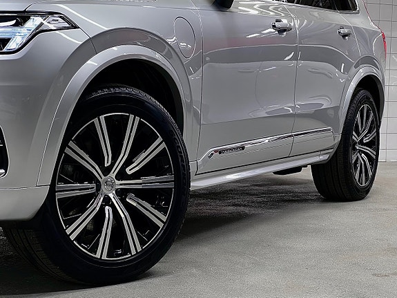 Volvo XC90 6 of 30