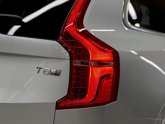 Volvo XC90 15 of 30