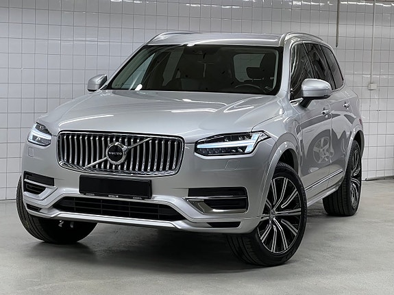 Volvo XC90 4 of 30