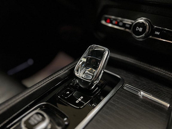 Volvo XC90 27 of 30