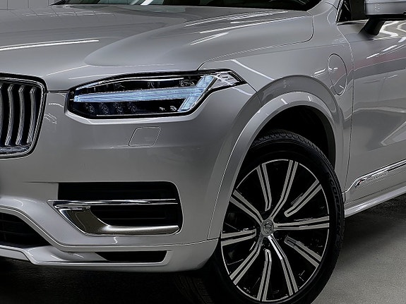 Volvo XC90 7 of 30