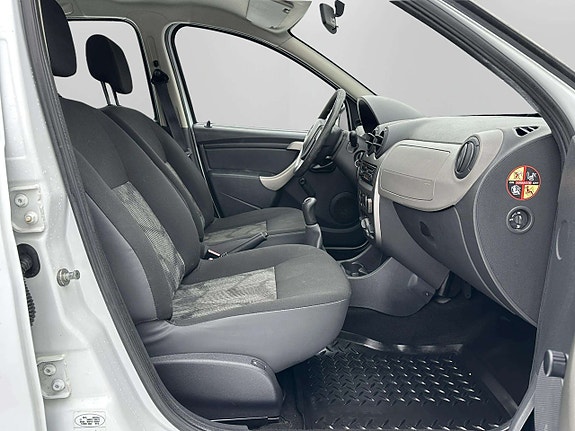 Dacia Sandero 17 of 18