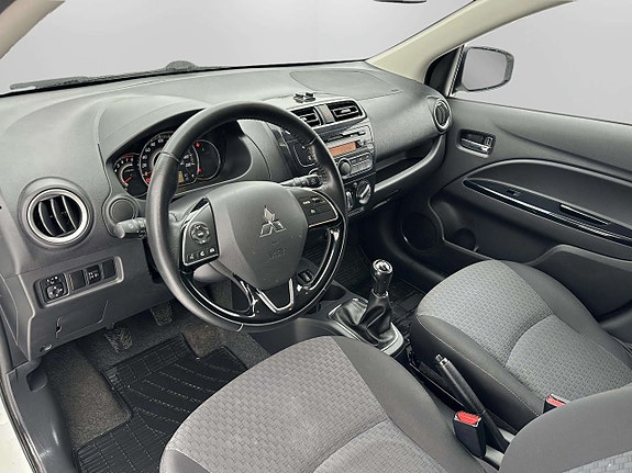 Mitsubishi Space Star 13 of 22