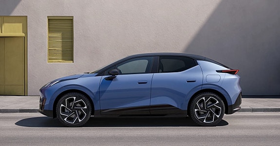 Lynk & Co 02 2 of 5