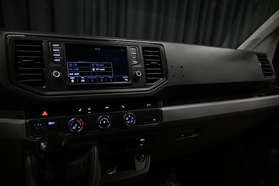 Volkswagen Crafter 25 of 28