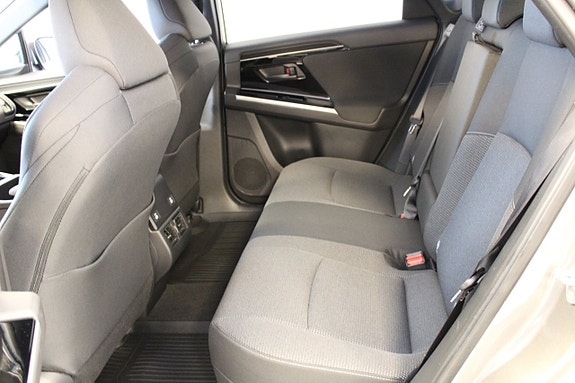 Subaru Solterra 4 of 5