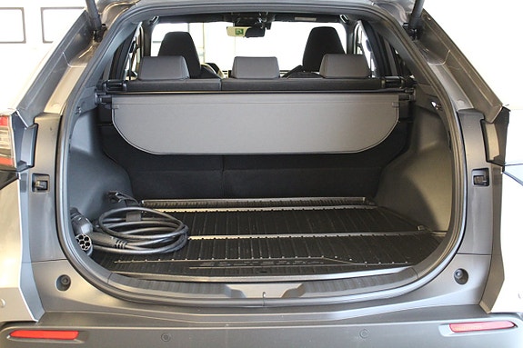 Subaru Solterra 12 of 13
