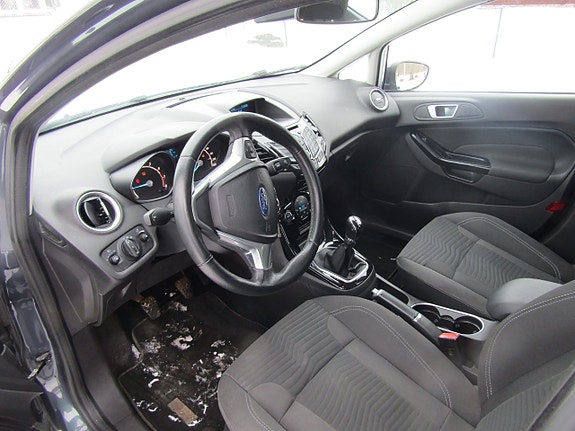 Ford Fiesta 9 of 11