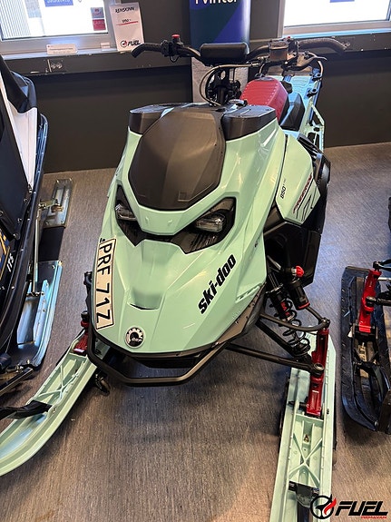 Ski-Doo Freeride STD 850 E-TEC 4 of 5
