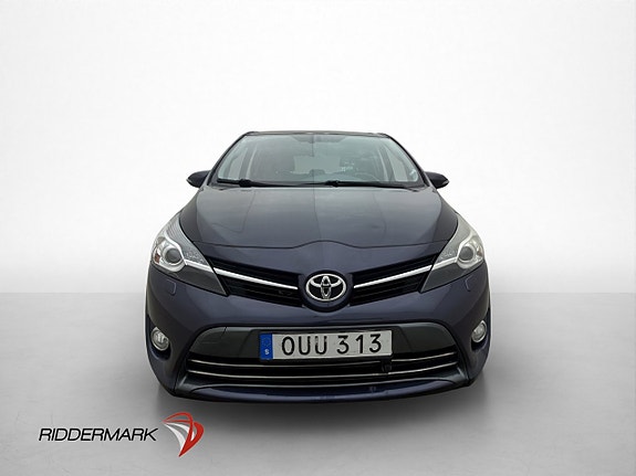 Toyota Verso 2 of 5