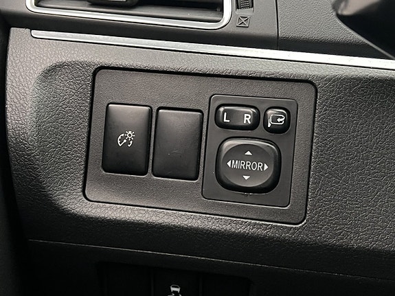 Toyota Verso 13 of 30
