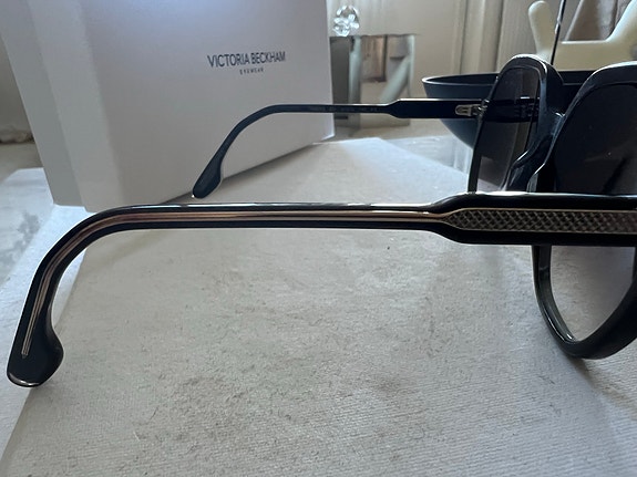 Product image 16 of 17