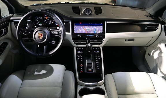 Porsche Macan GTS 10 of 30
