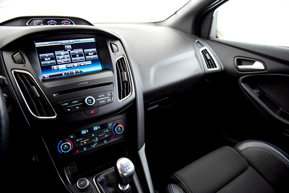 Ford Focus 17 of 30