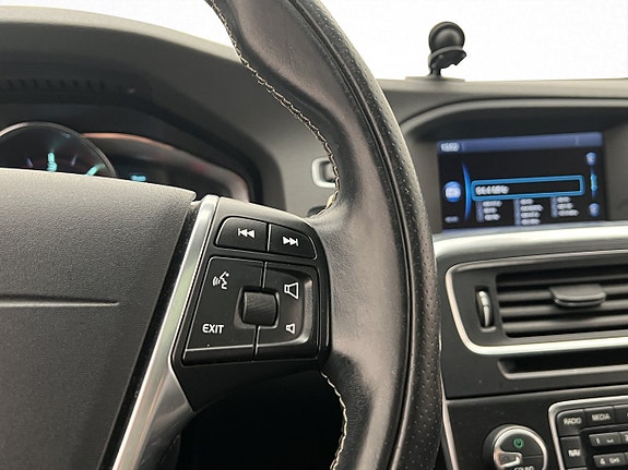 Volvo S60 17 of 27
