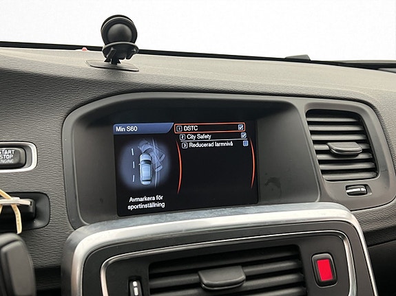 Volvo S60 20 of 27
