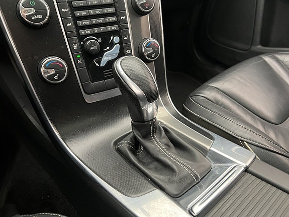 Volvo S60 24 of 27