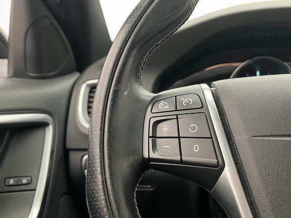 Volvo S60 16 of 27