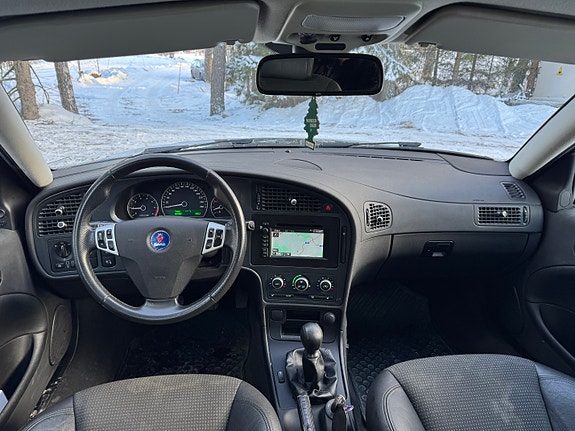 Saab 9-5 3 of 5