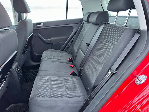 Volkswagen Golf Plus 13 of 16