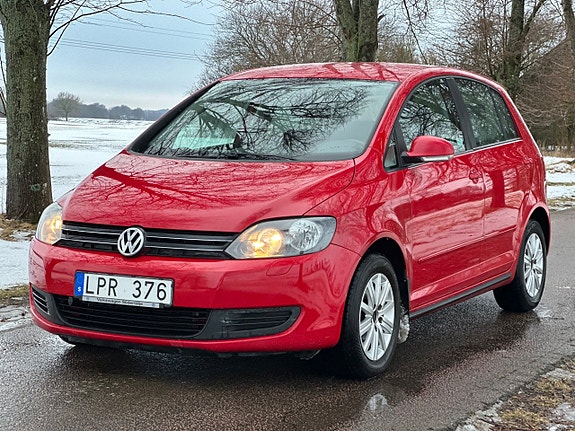 Volkswagen Golf Plus 2 of 16