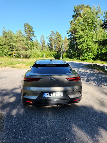 Jaguar I-PACE 13 of 14