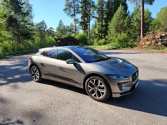Jaguar I-PACE 11 of 14
