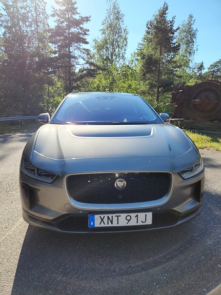 Jaguar I-PACE 14 of 14