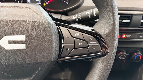 Dacia Sandero 16 of 23