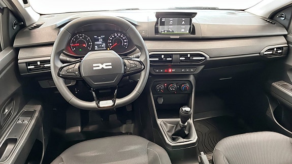 Dacia Sandero 11 of 23