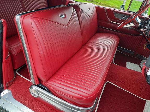 Cadillac Eldorado Biarritz 17 of 27